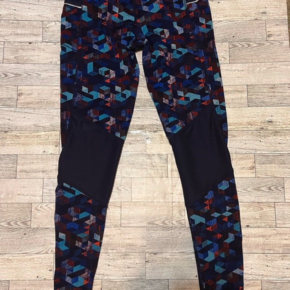 Athleta Be Free Mesh Leggings Womens Size S Blue Geo Stash Pockets Full Length - Picture 7 of 11